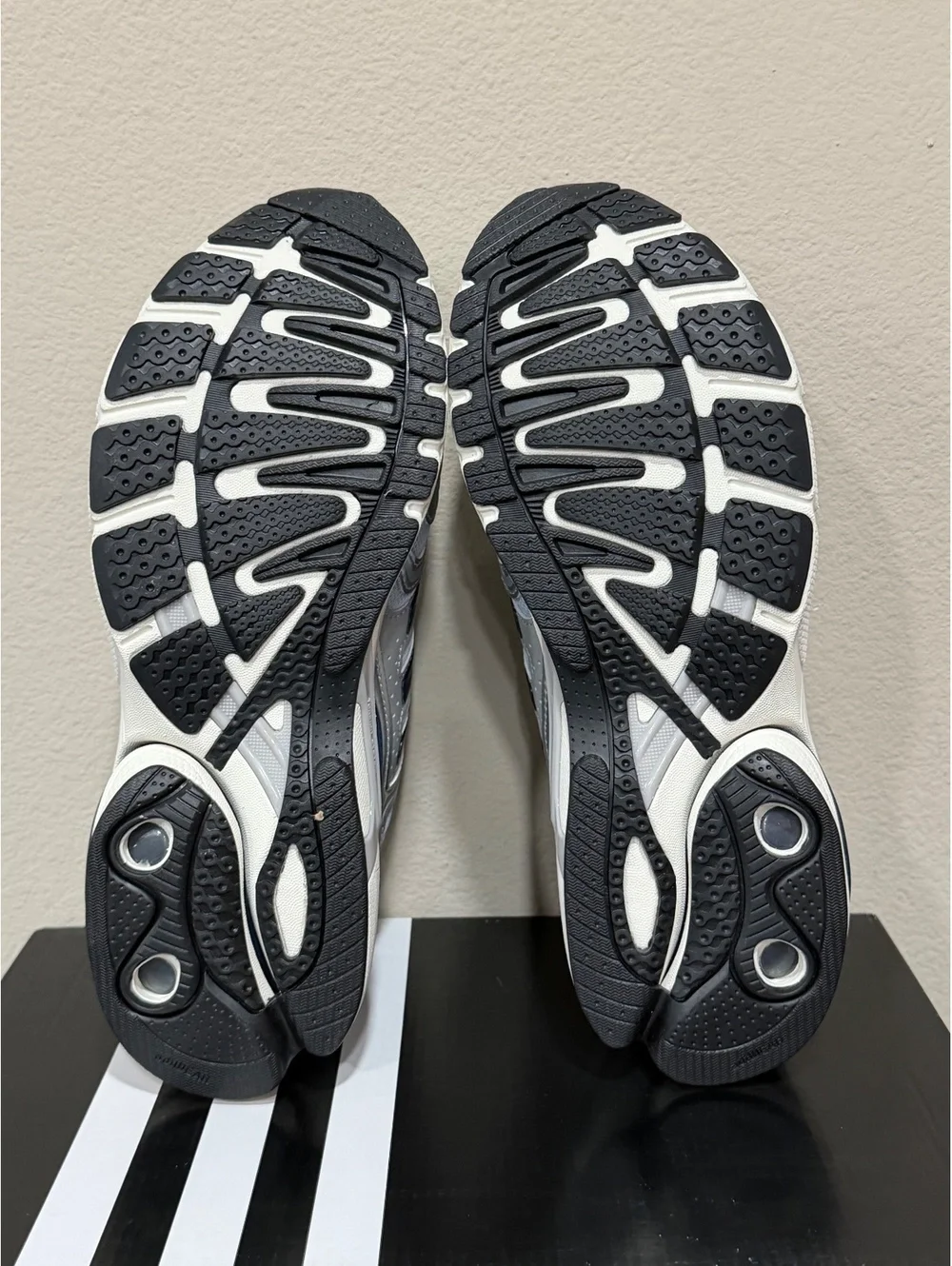 Size 9 - Adidas Women’s Adistar Control 5 “Crystal Sky”